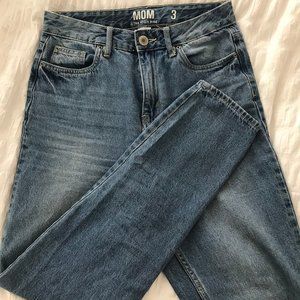 Mom Jeans